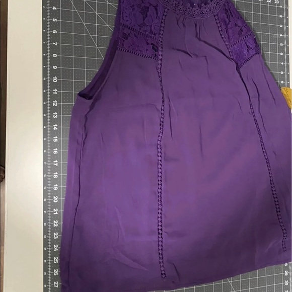 Andree by Unit sleeveless top - Picture 6 of 9